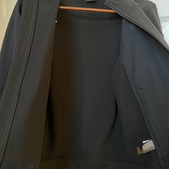 The North Face Jacket - Picture 4 of 7
